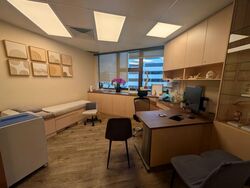 Gleneagles Hospital (D10), Retail #563486411